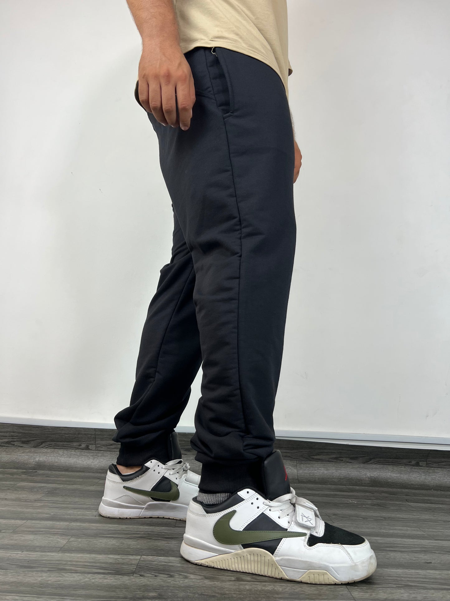 PANTALON JOGGER NEGRO