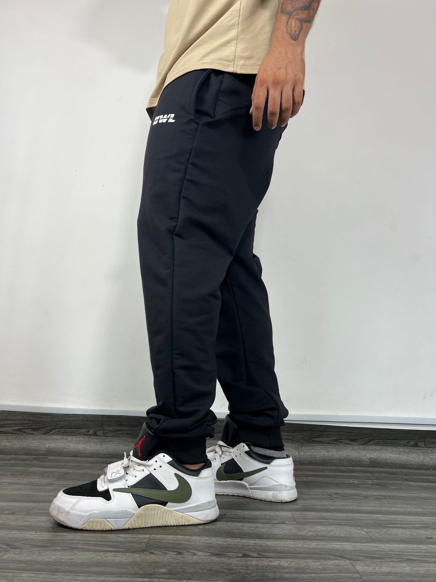 PANTALON JOGGER NEGRO