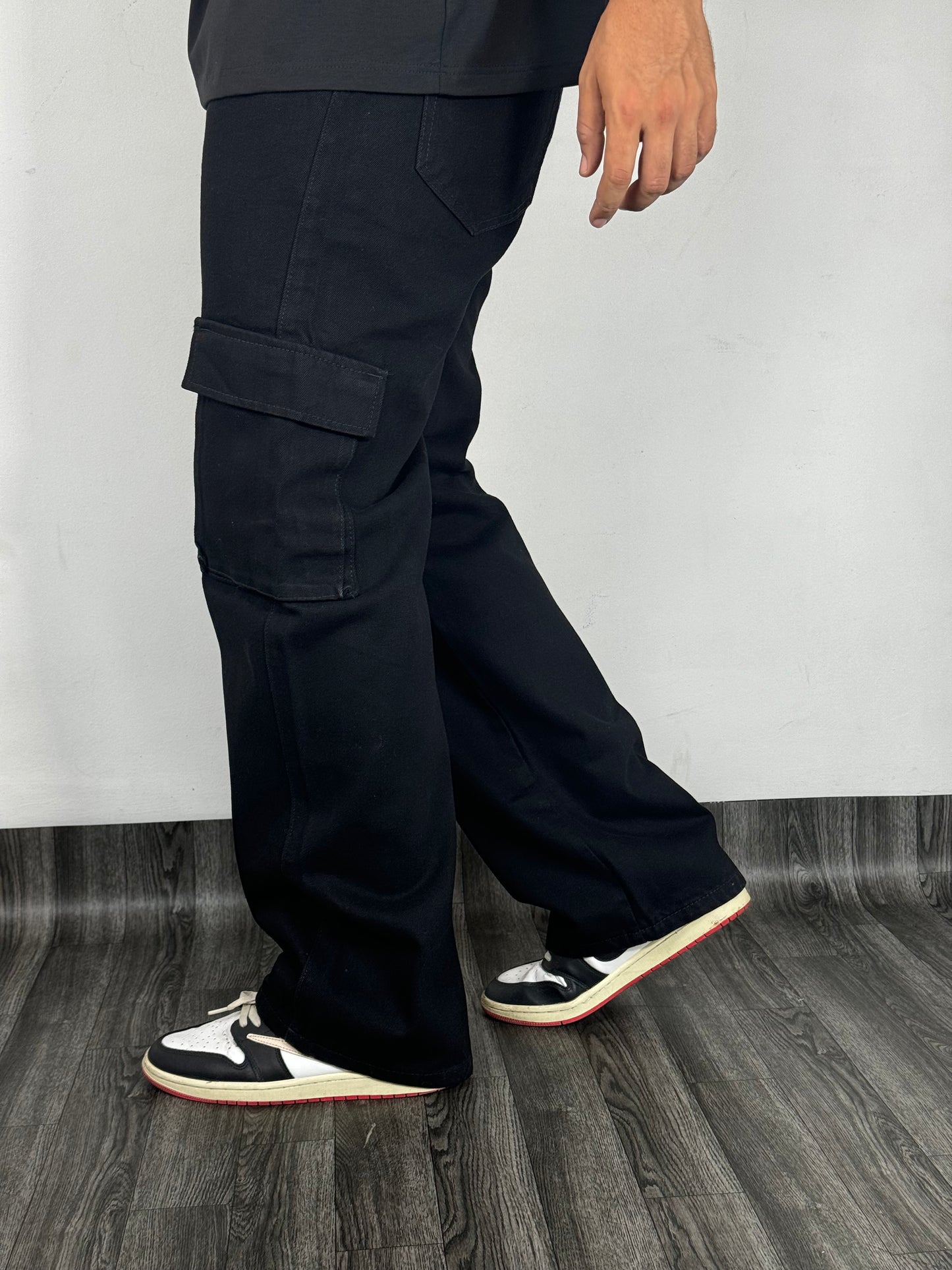 PANTALON CARGO NEGRO HOMBRE