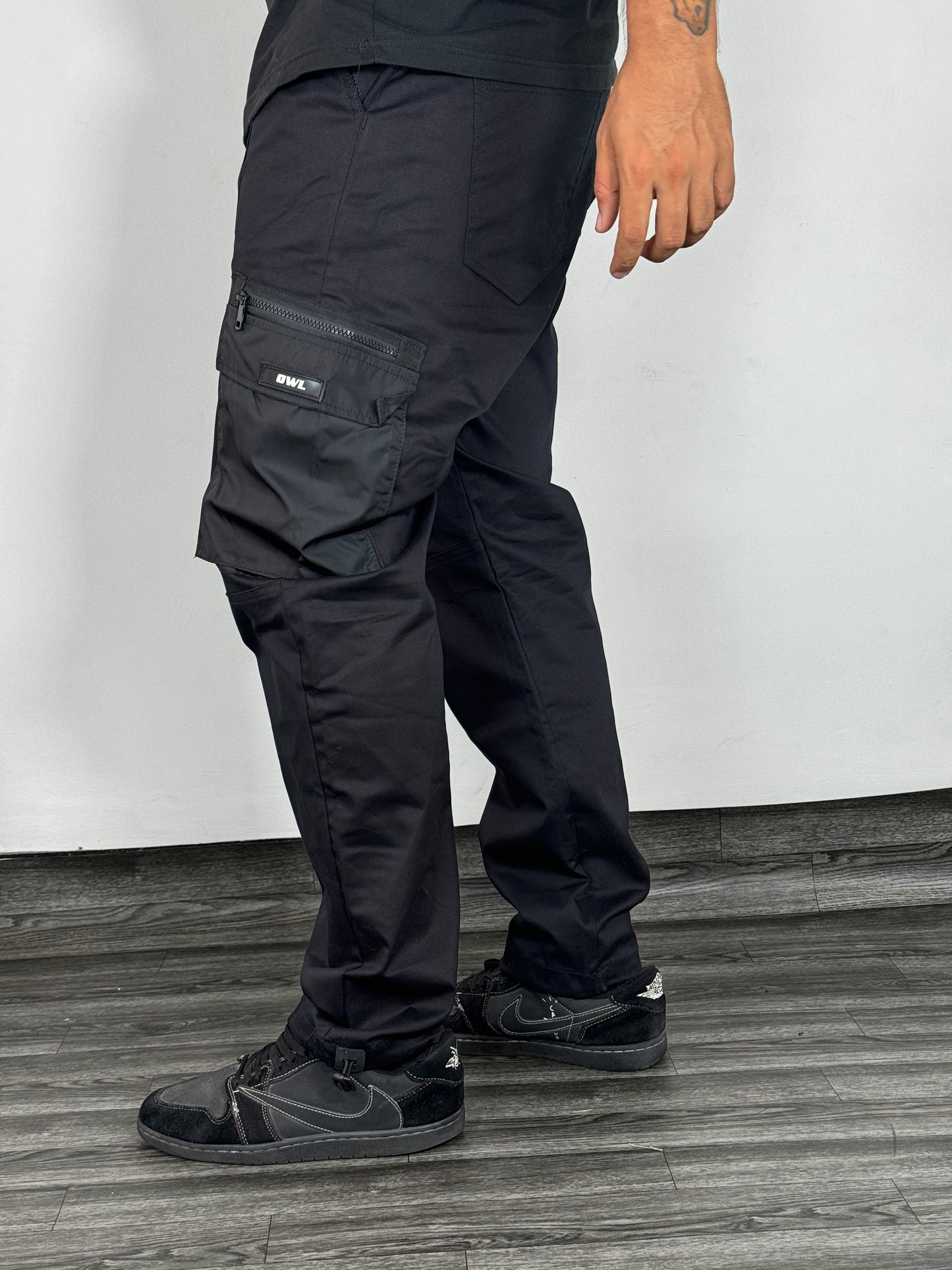 PANTALON CARGO JOGGER NEGRO