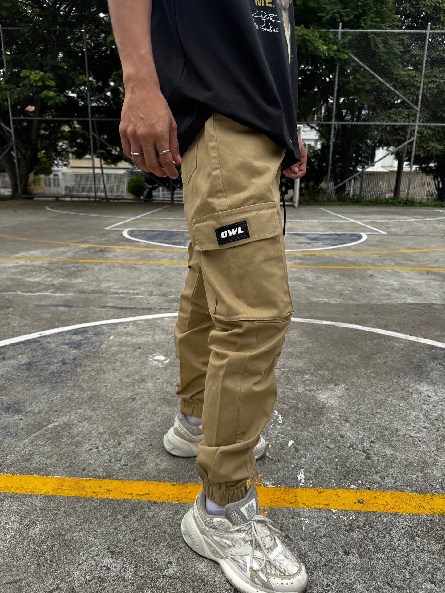 PANTALON CARGO JOGGER  CAMEL