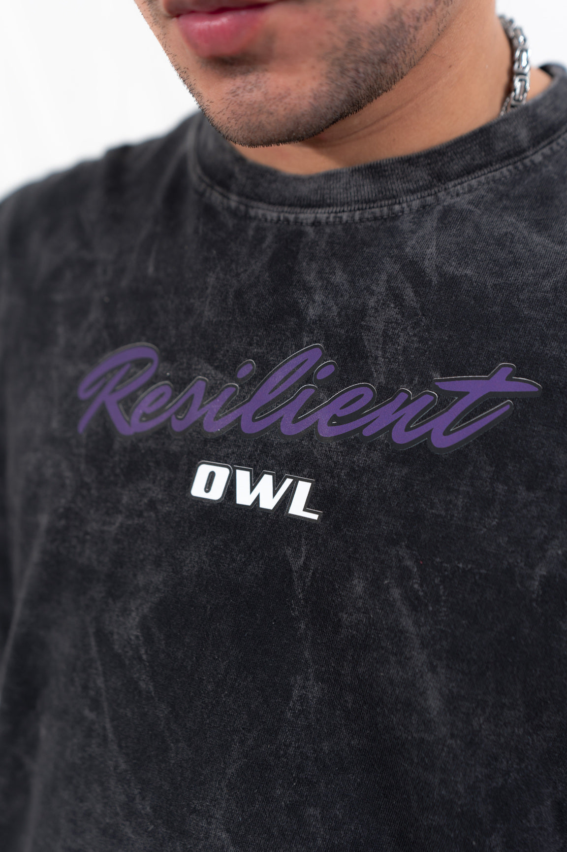 camiseta RESILIENT  ACID WASH