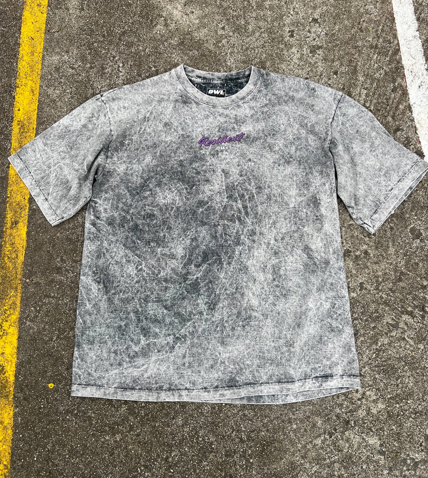 camiseta never stop acid wash